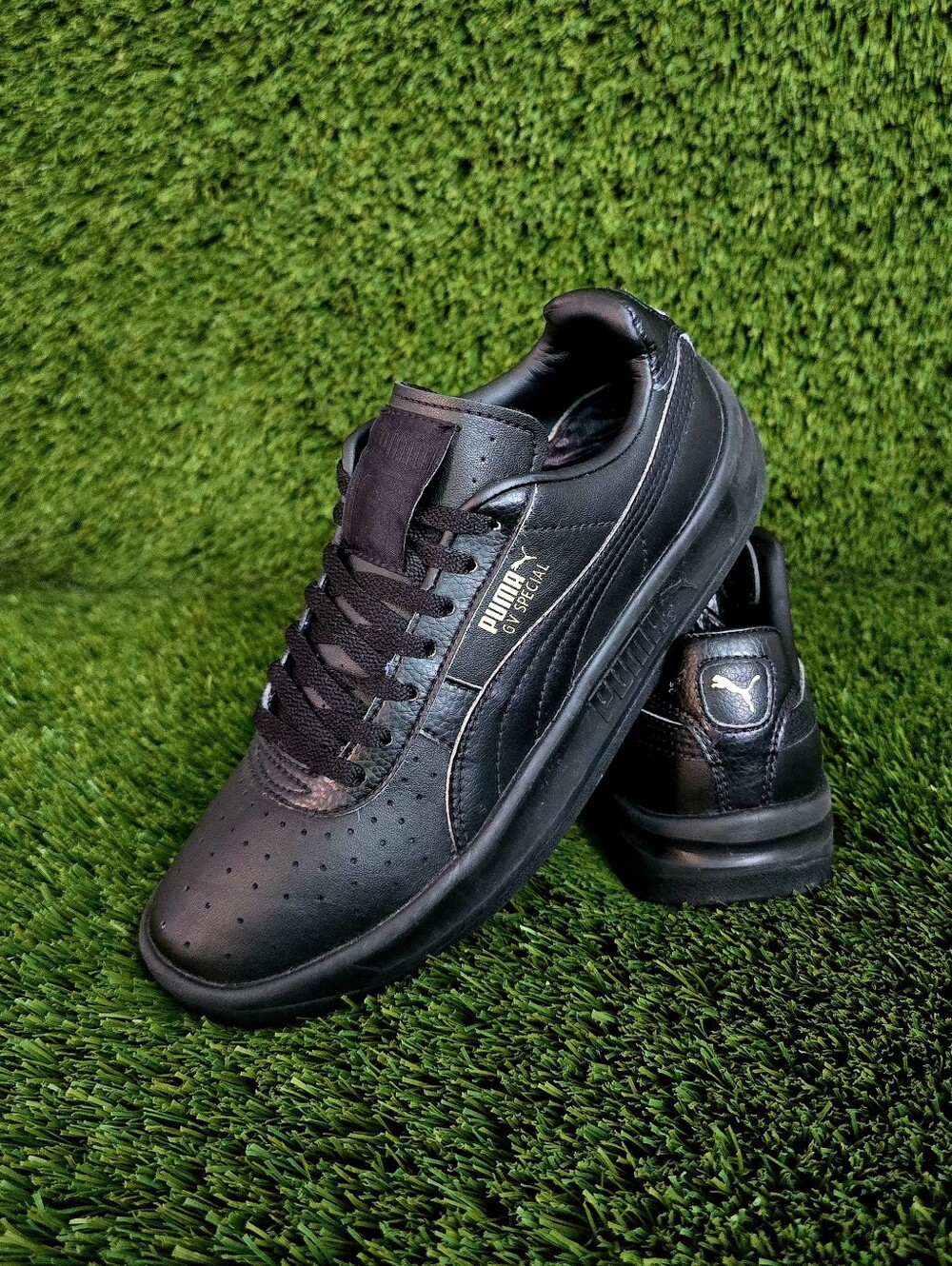 PUMA GV SPECIAL Sneakers